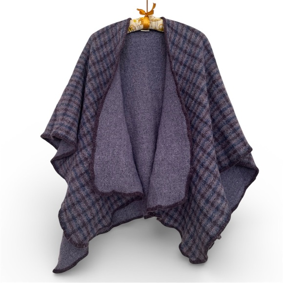 Boyne Valley Weavers Jackets & Blazers - Boyne Valley Weaver Wool Blend Shawl Cape‎ Wrap Handcrafted in Ireland